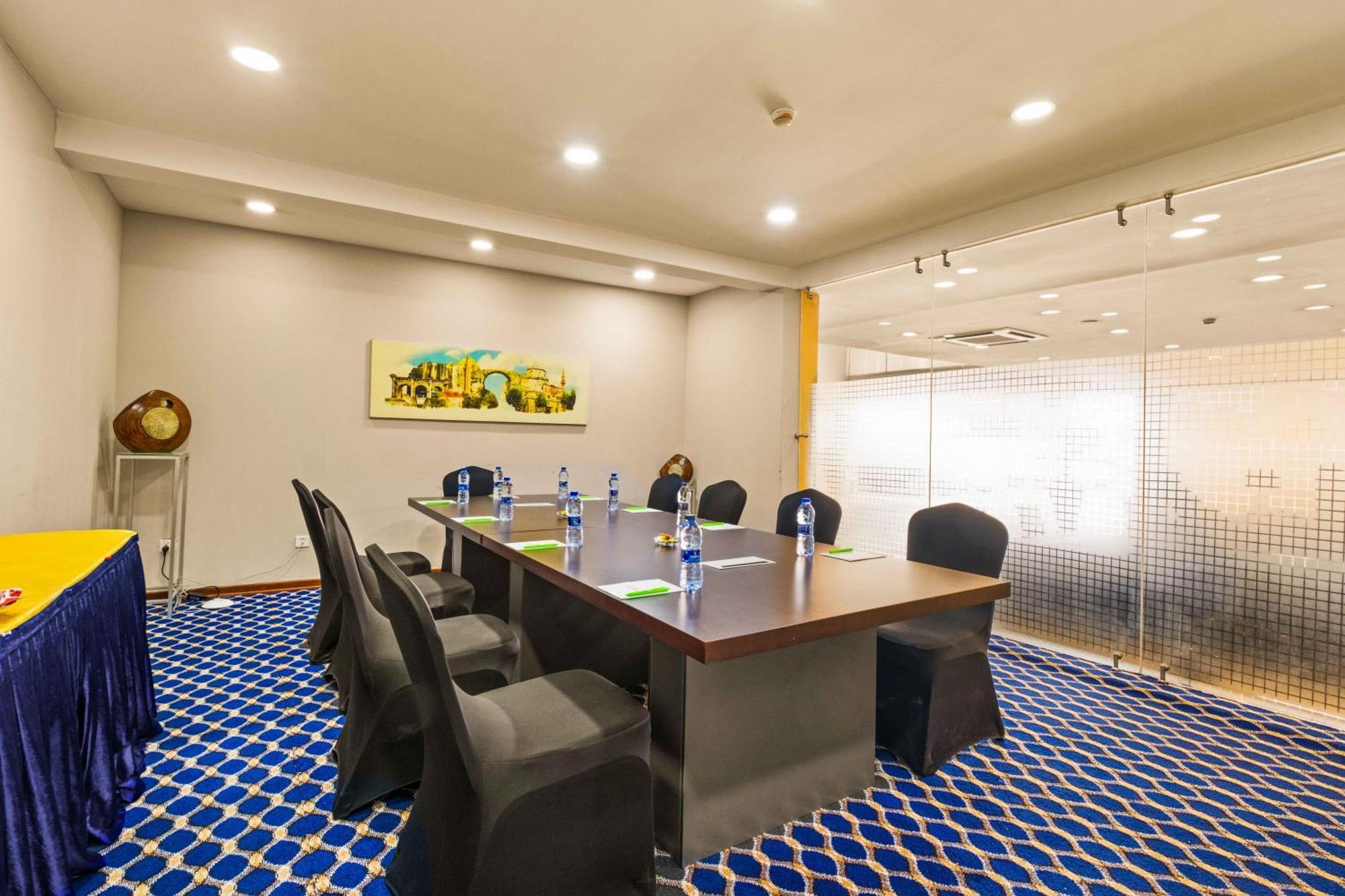 Ah Hotel And Conferences Madina Εξωτερικό φωτογραφία