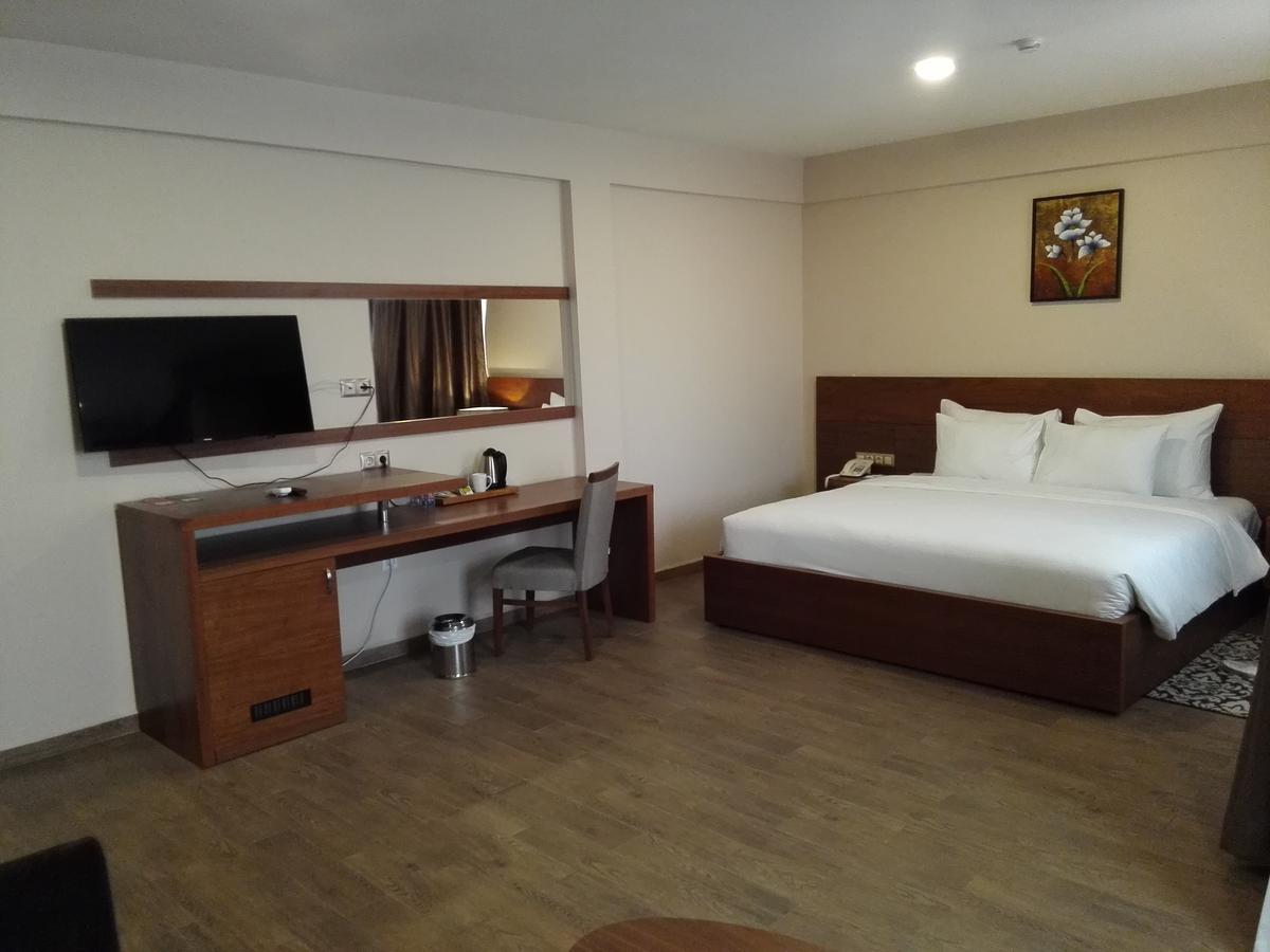 Ah Hotel And Conferences Madina Εξωτερικό φωτογραφία