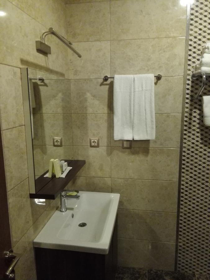 Ah Hotel And Conferences Madina Εξωτερικό φωτογραφία