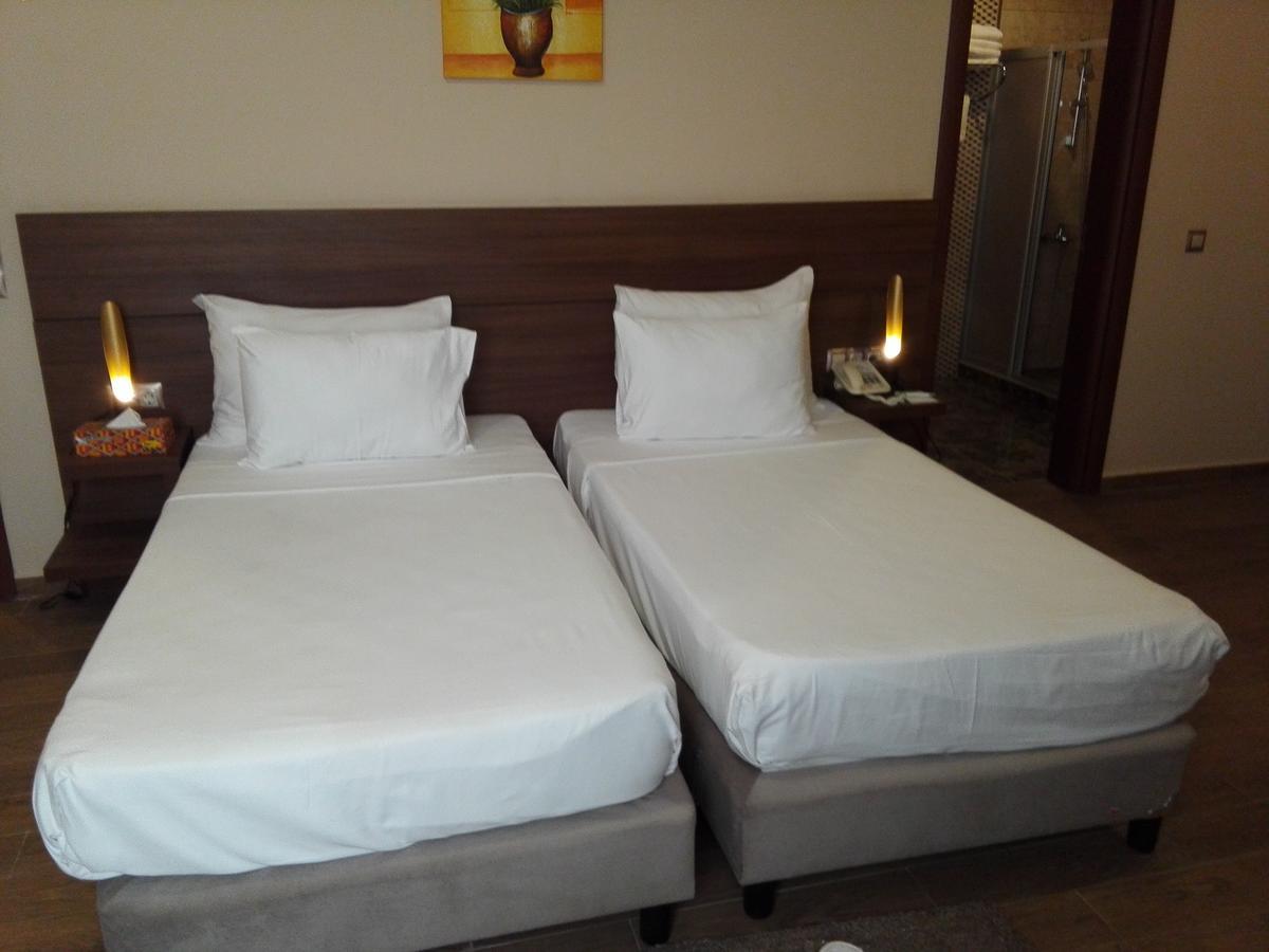 Ah Hotel And Conferences Madina Εξωτερικό φωτογραφία