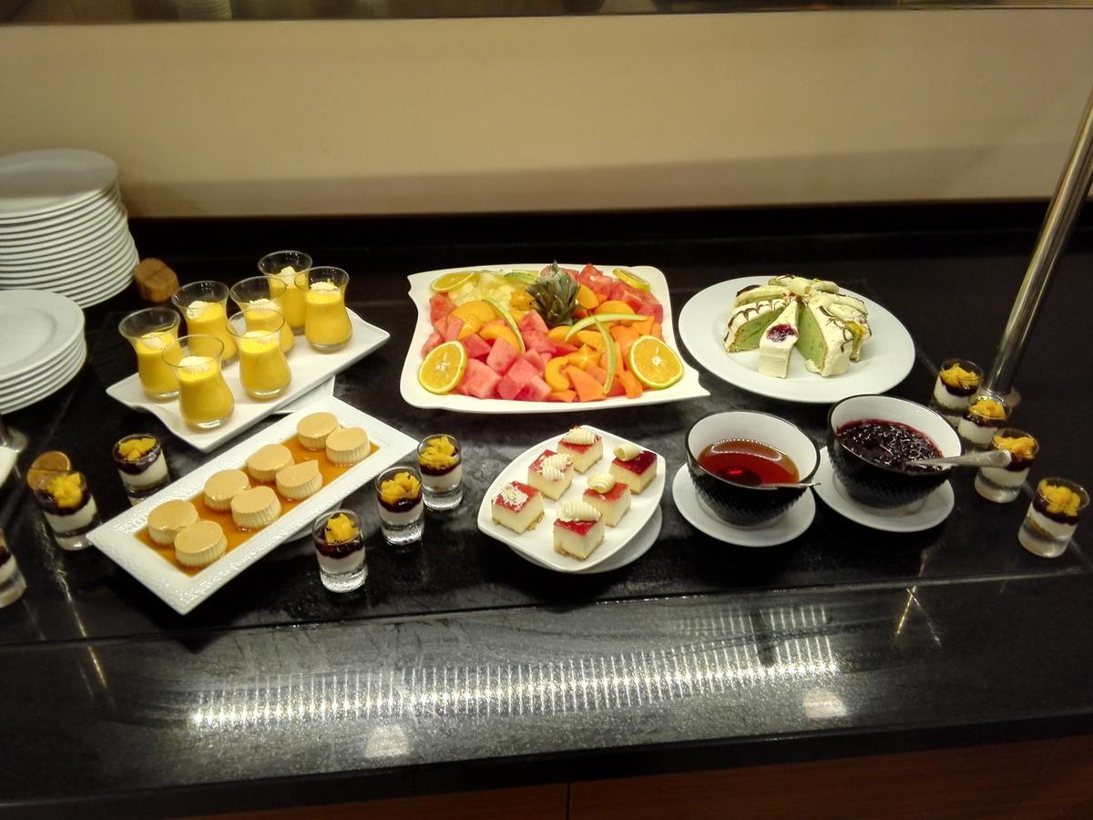 Ah Hotel And Conferences Madina Εξωτερικό φωτογραφία
